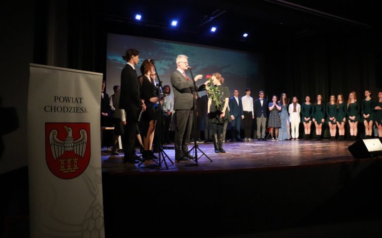 Nagrody oraz Stypendia Starosty wręczone