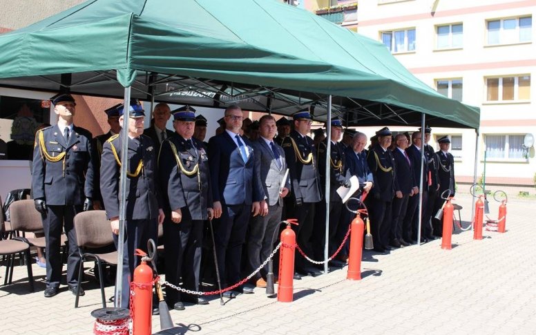 Uroczysty apel z okazji Dnia Strażaka